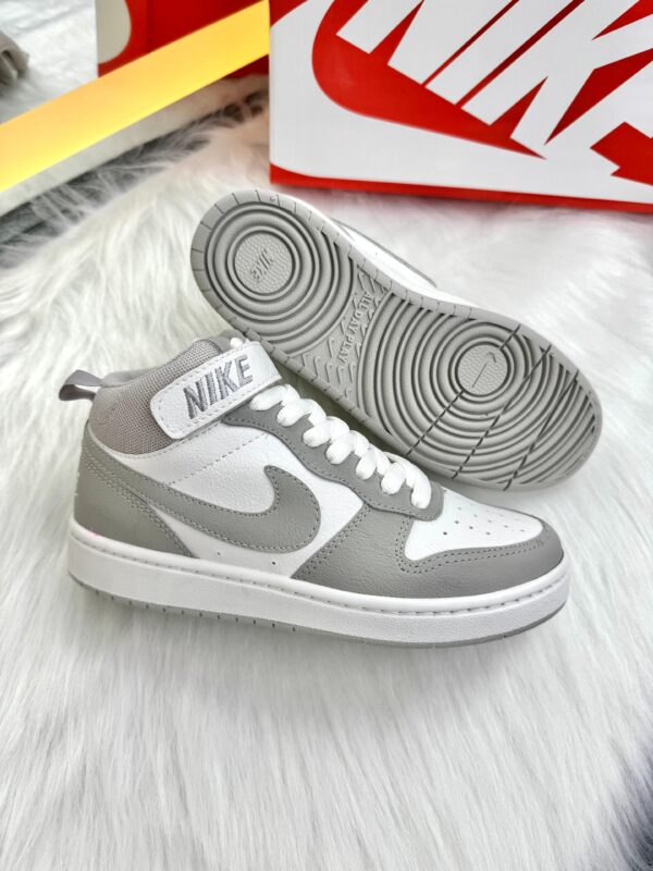 Modelo 001